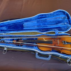 Lewis & Son Student Practice Violin with Hard Case