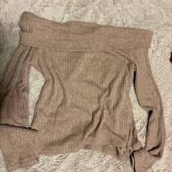 Off-Shoulder Top