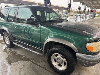 2001 Ford Explorer