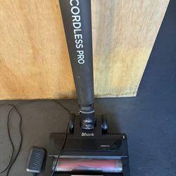 Shark Cordless  Pro Vacuum 