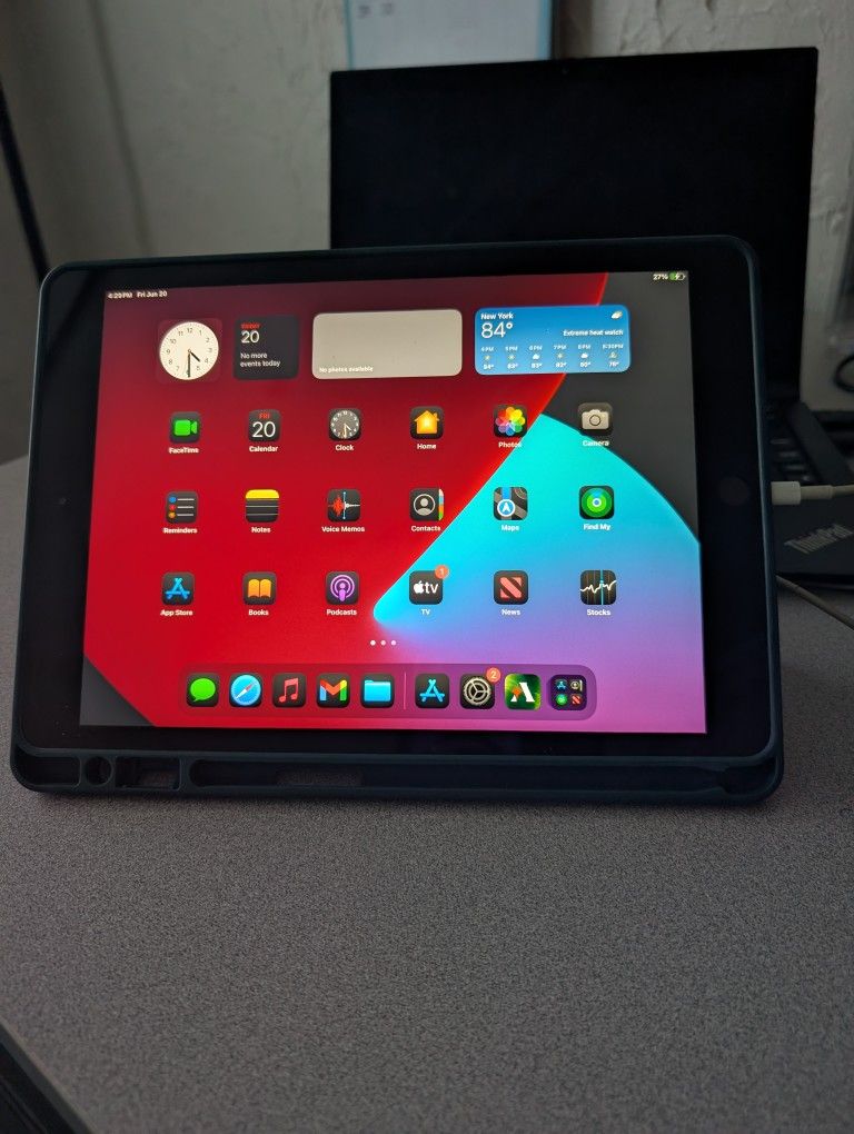 iPad 8th Gen (32GB)
