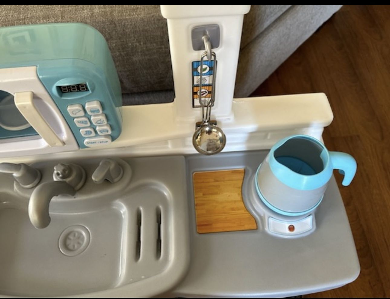 Suvie Kitchen Robot Model: S020M with extra Mitts and Pans for Sale in Las  Vegas, NV - OfferUp