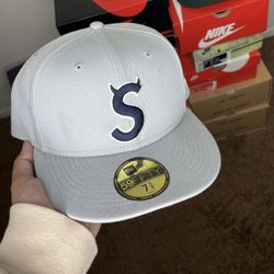 Supreme Fitted