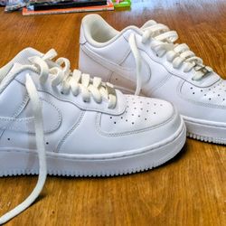 Like New Air Force 1 Tennis Shoes