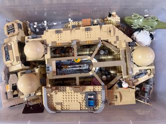 LEGO Mos Eisley 75290