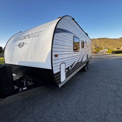 2017 Gulfstream Kingsport 