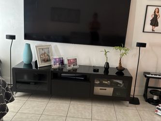 75” tv stand