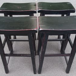 4 BAR Stools