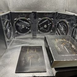 Game of Thrones Complete Series Seasons 1-8(DVD 38-Disc ) & Sealed