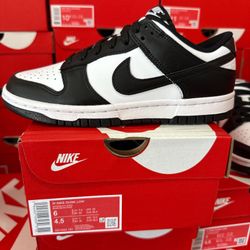 Nike Dunk panda Size 10