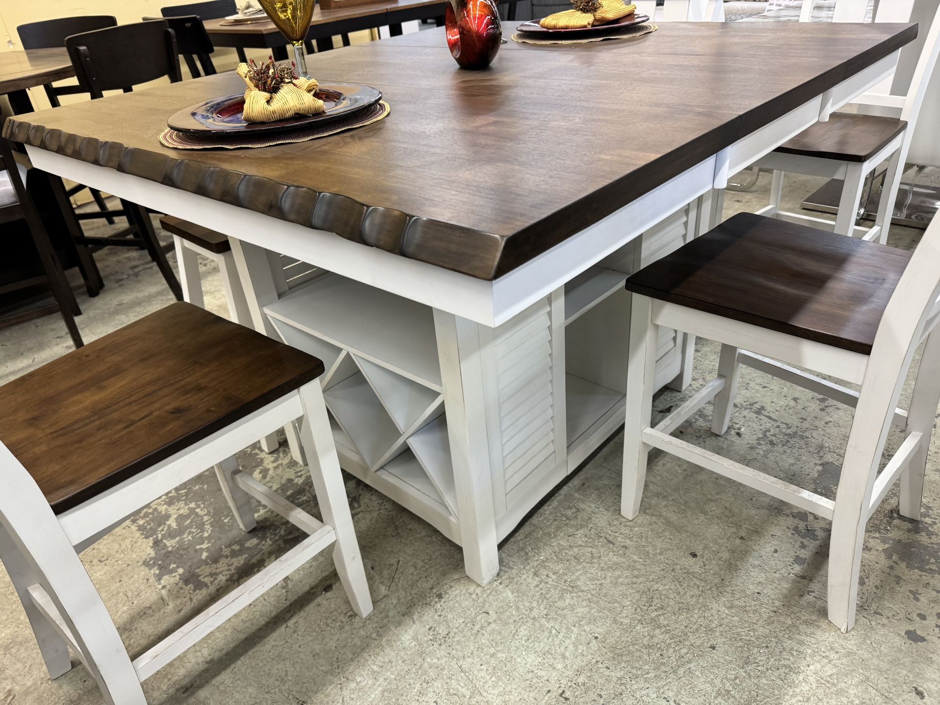 Gorgeous two tone dining room set. Financing Available.!!