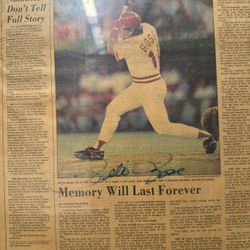 Sports Memorabilia Pete Rose Signed Newspaper