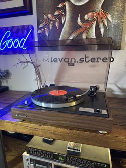 Vintage 1977 Kenwood KD-1033 Turntable | Wood Grain, Belt Drive, Fully Manual