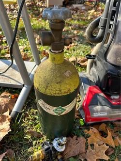 HELIUM Tank - UN1046