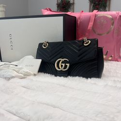 Authentic Gucci GC Marmot medium shoulder Bag