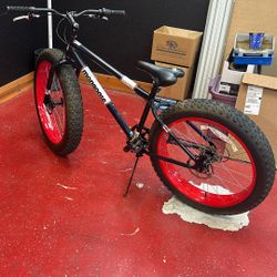 Mongoose Dolomite Bike