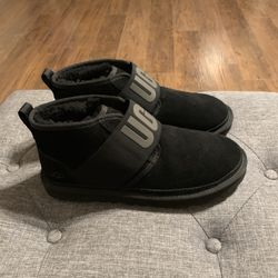 UGG Men’s Neumel II Graphic Spell Out Black Suede Ankle Boost 