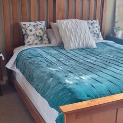 California King Bed - Kitchen Kaboodle