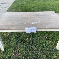 [GONE] Free Heavy Duty Table And Mirror