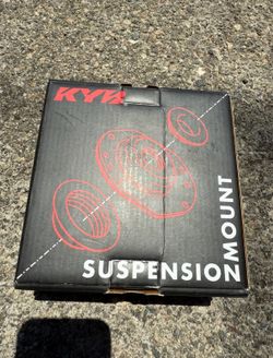 KYB SM5442 Coil Spring Insulator Set