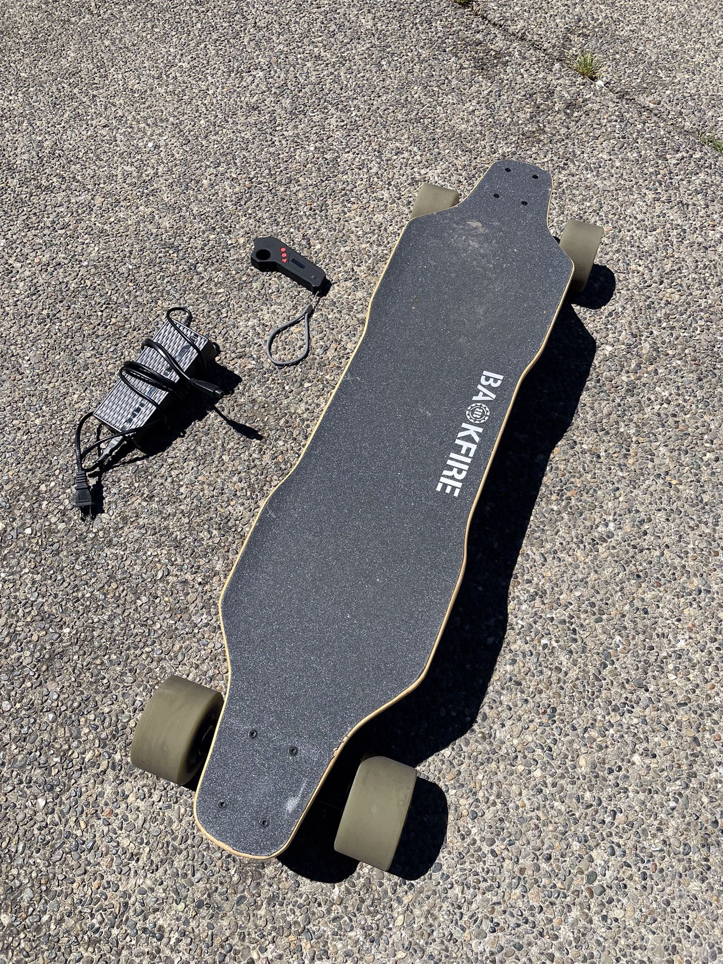 Backfire G3 Like New Only Has 36 Mils On It