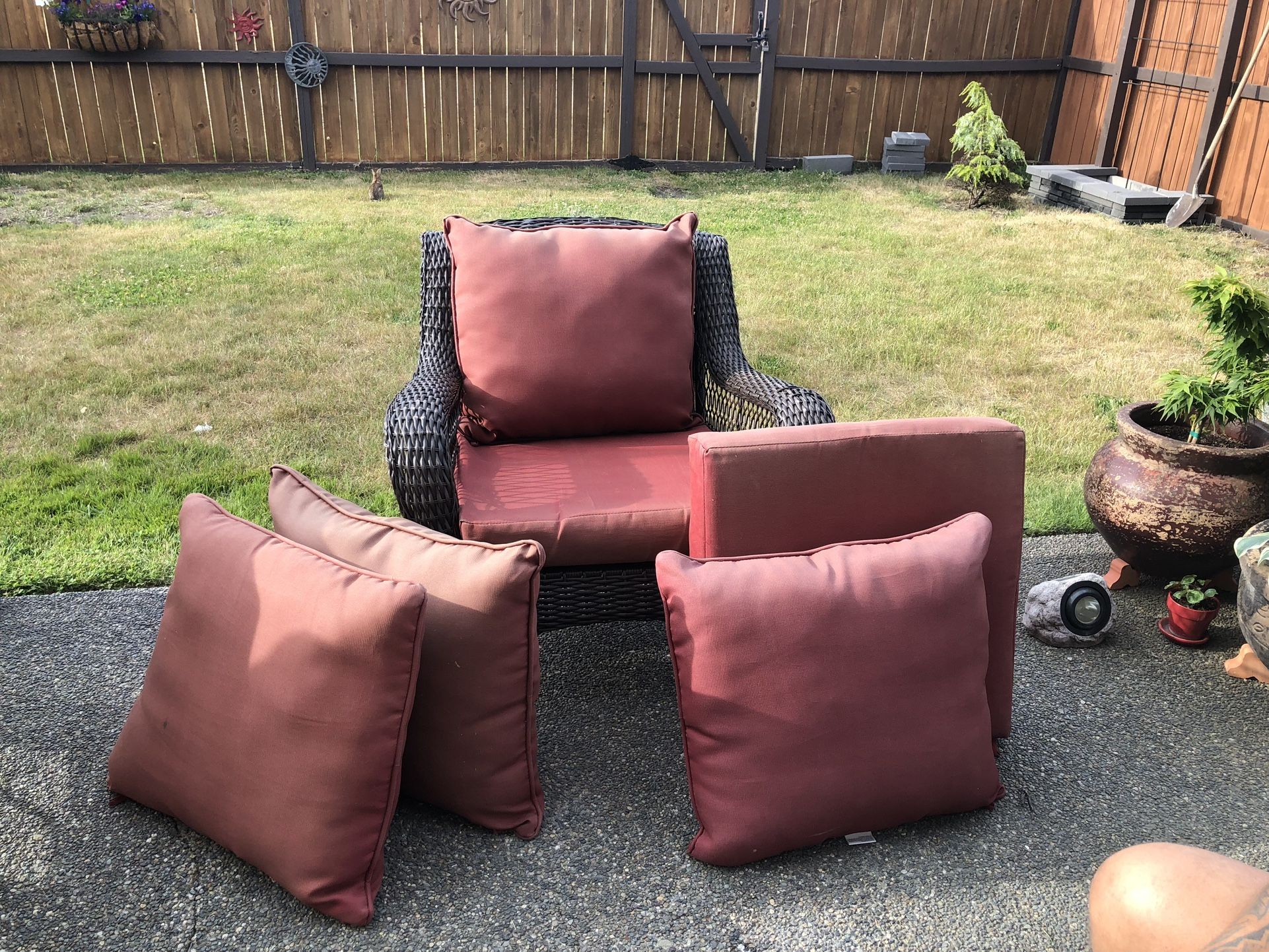 Free Outdoor Cushions 