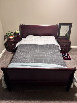 Solid Cherry Wood Queen Sleigh Bed (mattress not included)