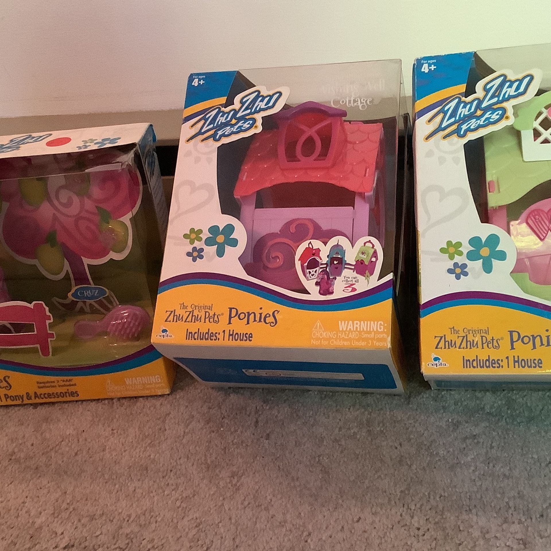Zhu Zhu Pets Ponies Bundle NIB