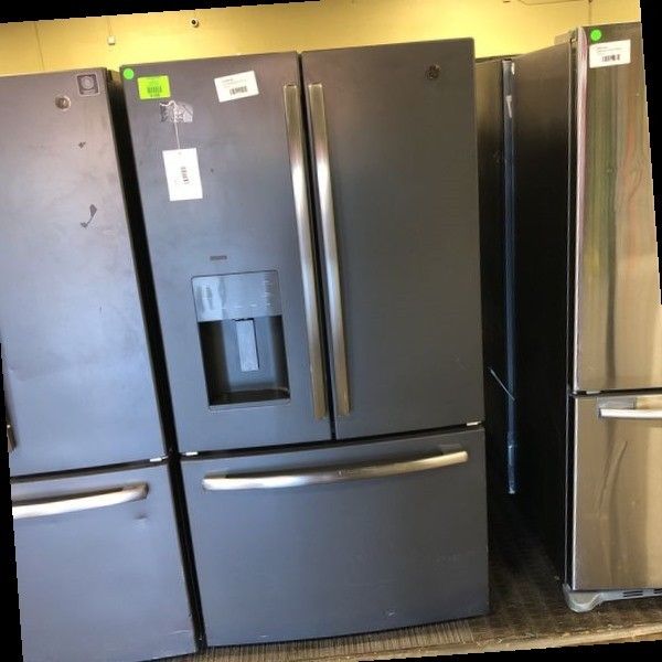 GE Refrigerator GFE26JEMDS 25.6 Cu F IKJ