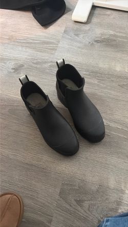 Ugg rain boots