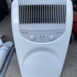 DeLonghi 8500 BTU Portable Air Conditioner 