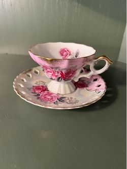 Vintage tea cup and saucer