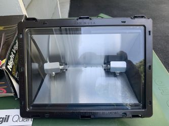 Dimmable Night Vigil Quartz 300 Watts Halogen Security Light Fixture Never Installed.