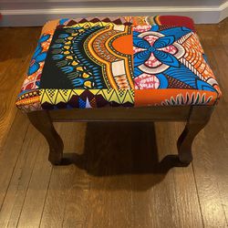 Footstool/ Ottoman, Upholstered. Excellent Condition