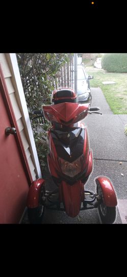 E-wheels  Heavy Duty 4 Wheel Scooter 