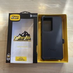 Brand New Otterbox Defender With Belt Clip For Samsung Galaxy S21