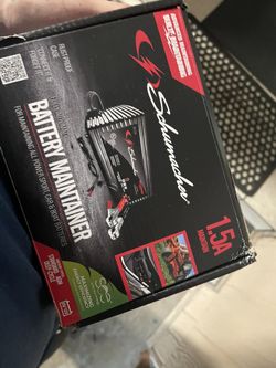 Schumacher Battery Charger 1.5A