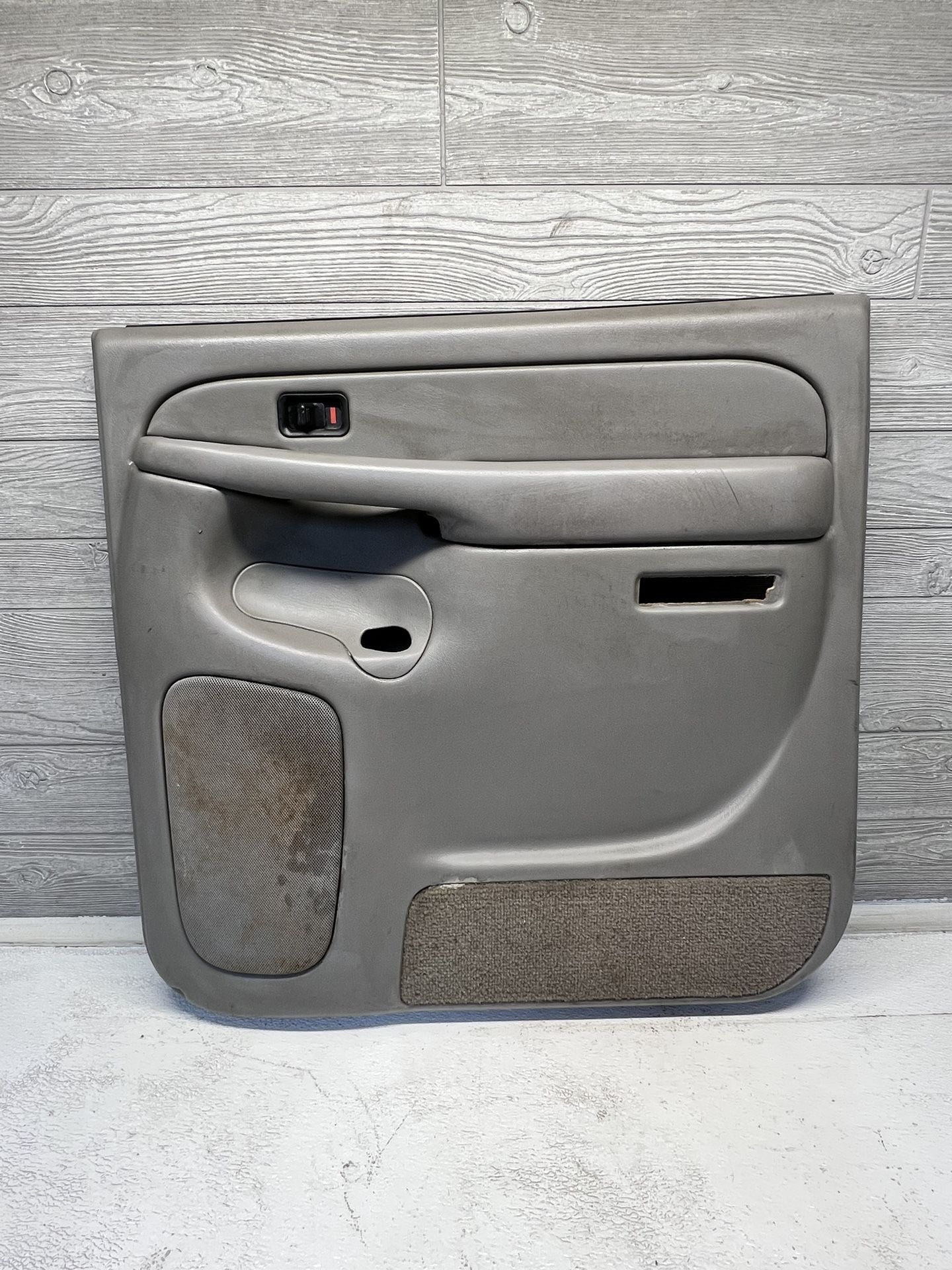 2003 2007 Chevy Silverado Crew Cab Passenger Rear Door Panel for