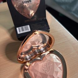 Too Faced Highlighter 