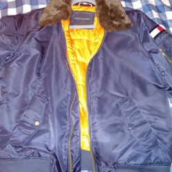 Tommy Coat