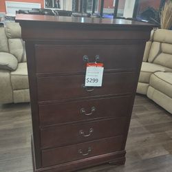 New Chest Of Drawer All Solid Wood