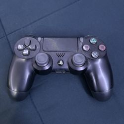 PS4 Controller 