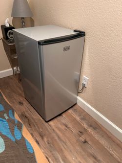 Small refrigerator