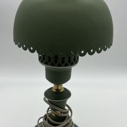 Vintage Avocado Green Metal Desk Accent Lamp/ Metal Shade 9.5” tall
