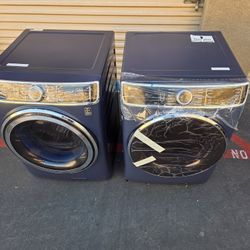 GE Front Load Washer And Gas Dryer 