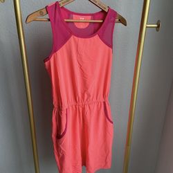 Title 9 athletic outdoor dress