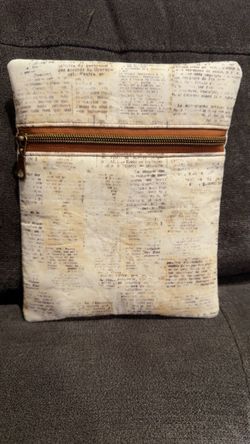 Zippered kindle sleeve