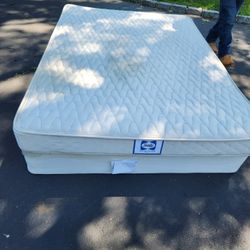 Full Size Mattress and Box Spring