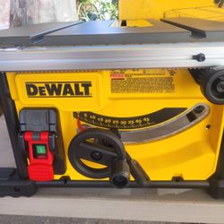 DEWALT TABLE SAW NEW 
