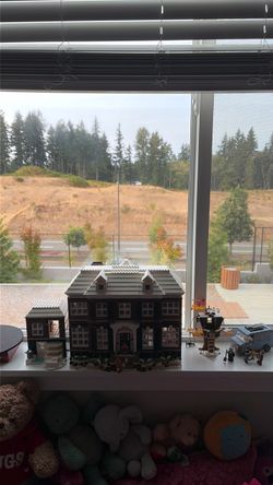 Lego Home Alone House Pre Built 100% complete NO BOX